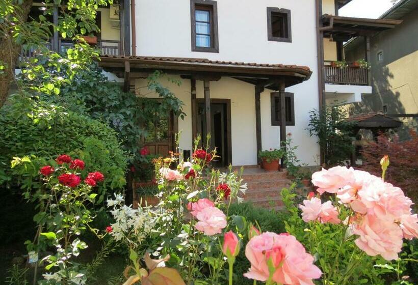 펜션 Oazis Guesthouse