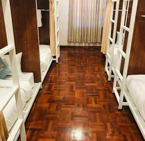 Sanga Hostel