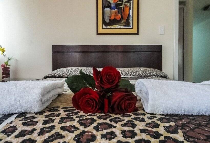 هاستل Hostal La Rosa Otavalo