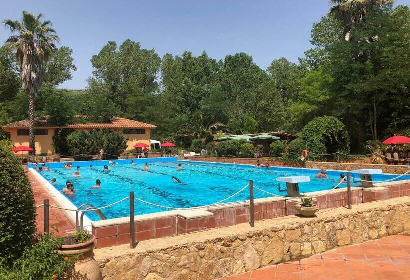 ホテル Agriturismo Agricasale