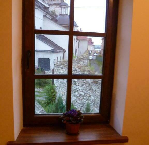 هاستل Home