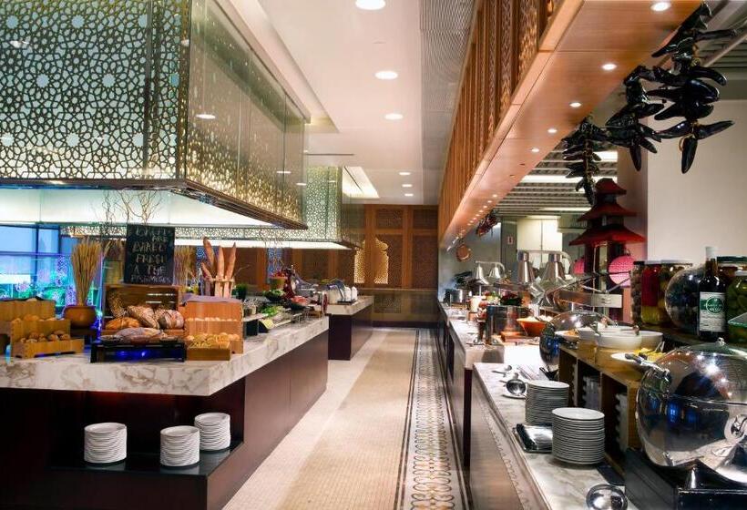 Bab Al Qasr Residence