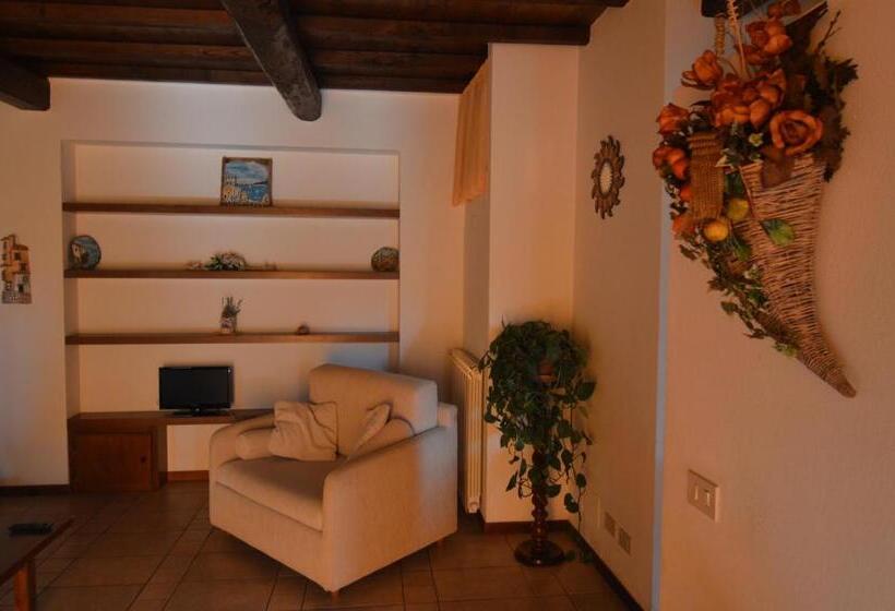 ホテル Agriturismo I Due Casali