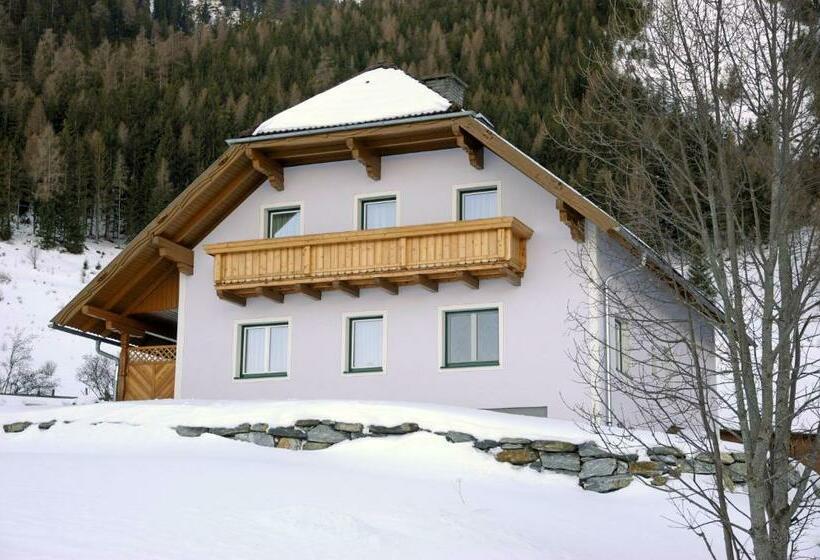 Пансион Gästehaus Maria Trattner