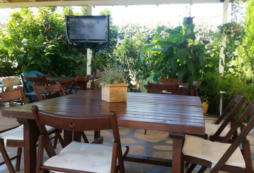 پانسیون Guesthouse Villa Joanna&mattheo