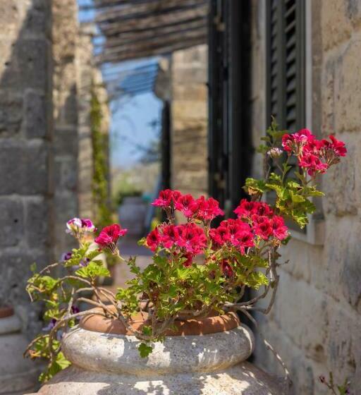 Bed and Breakfast Casa Ulmi Con Piscina