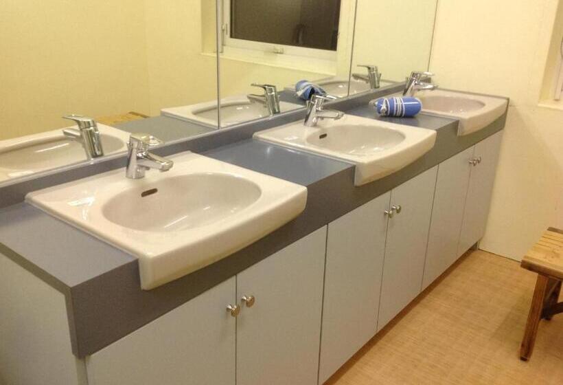 펜션 ホテル中の島別館