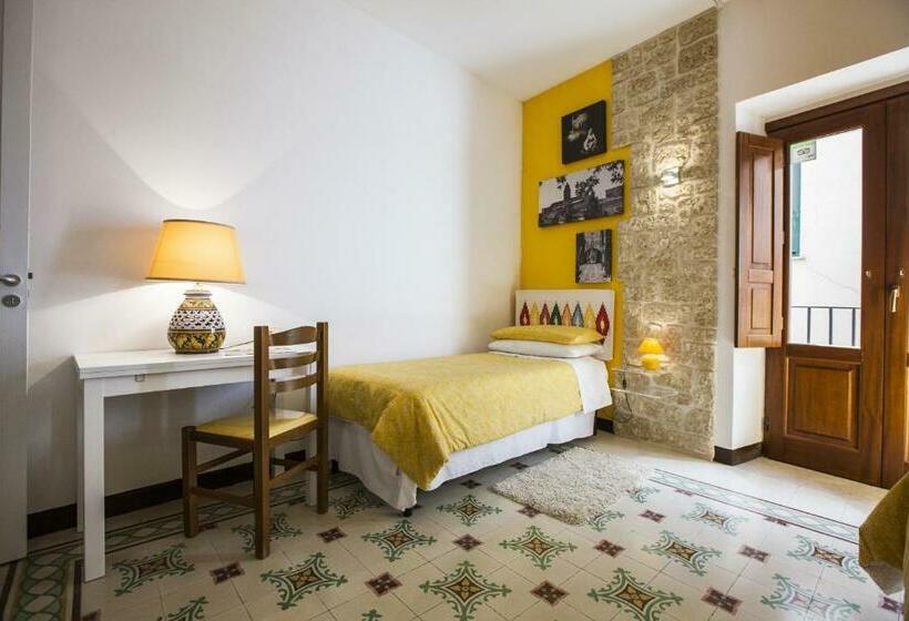 پانسیون Antico Borgo