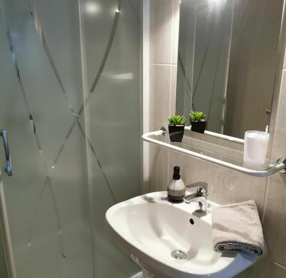 ペンション Csabai Vendégház