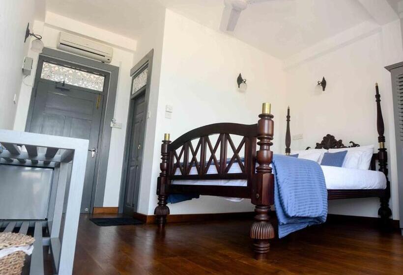 Пансион Little Villa