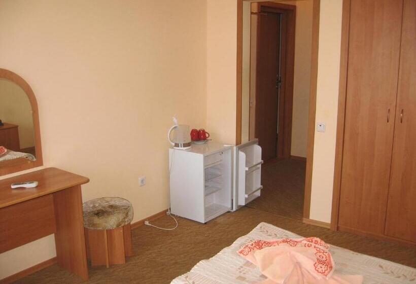 بنسيون Vian Guest House