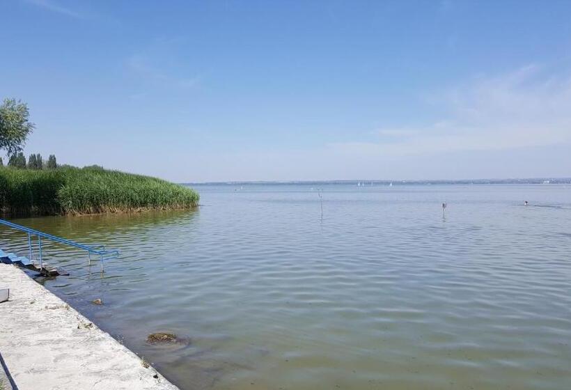 민박 Balaton Panzió
