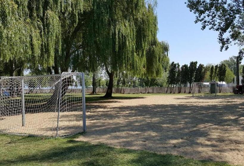 민박 Balaton Panzió