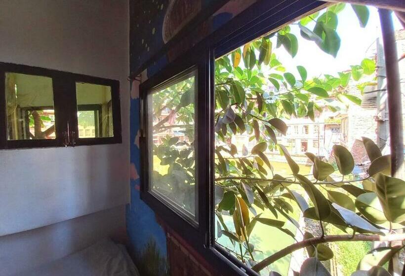 Hostel Swastik