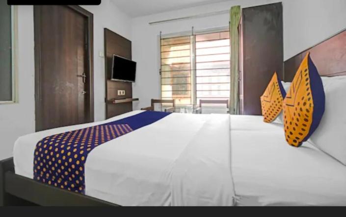 בית מלון כפרי Sun City