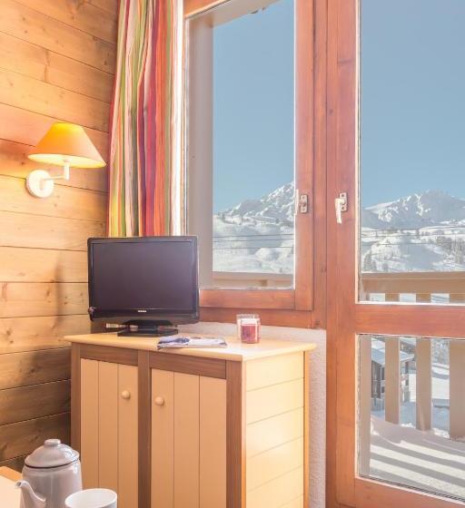 Résidence Pierre & Vacances Les Chalets Des Arolles