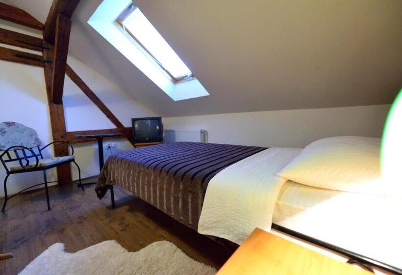 Bed And Breakfast Caffe Caffe