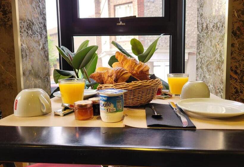 تختخواب و صبحانه Chambres D'hôtes La Petite Salamandre