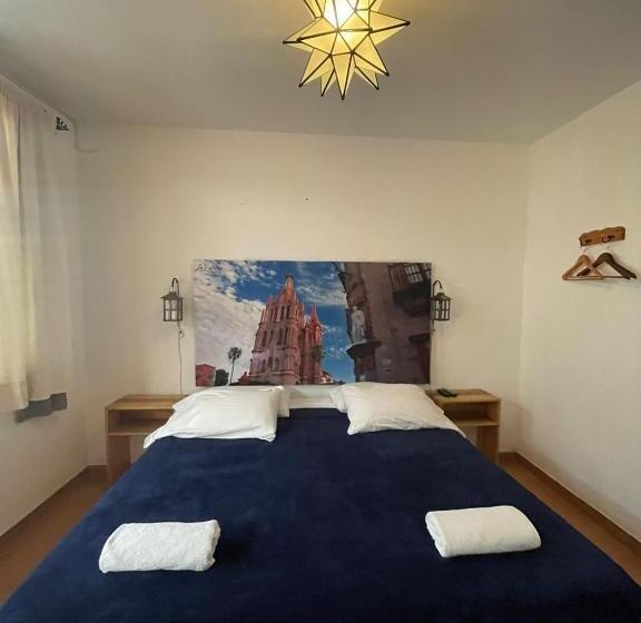 La Catrina Hostel