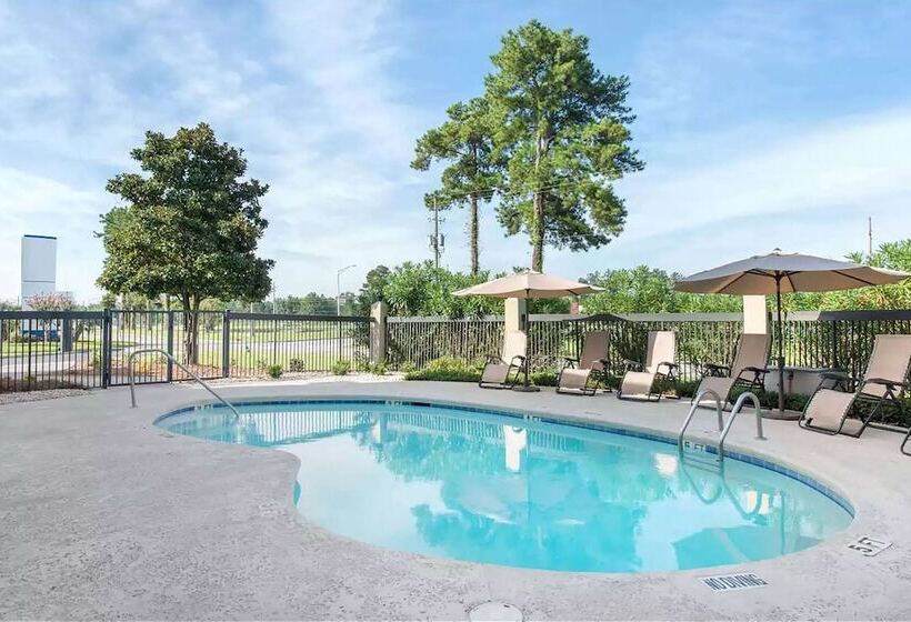 فندق Baymont By Wyndham Port Wentworth