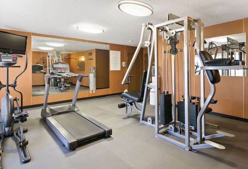 Отель Best Western Chieftain Inn