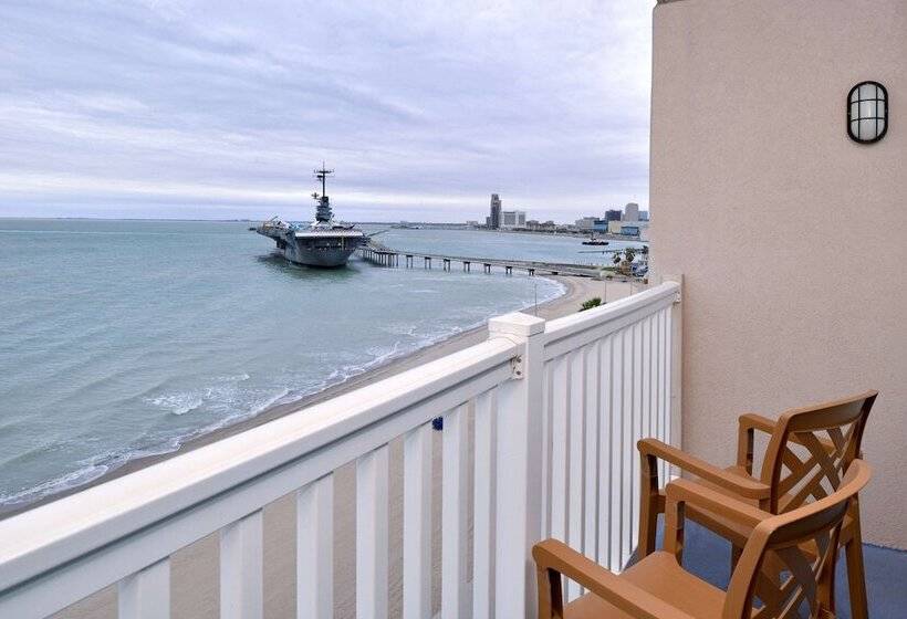هتل Doubletree By Hilton Corpus Christi Beachfront