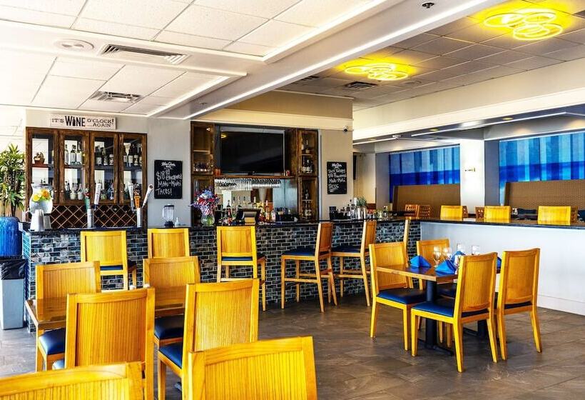 هتل Doubletree By Hilton Corpus Christi Beachfront