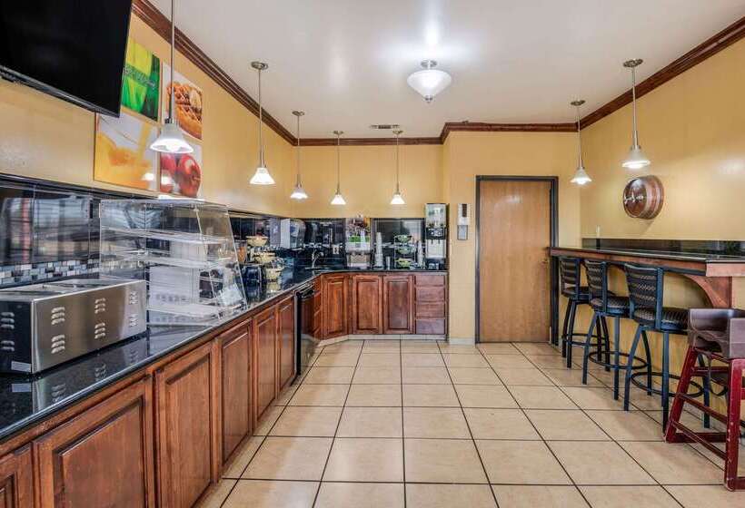 فندق Econo Lodge Lubbock I27