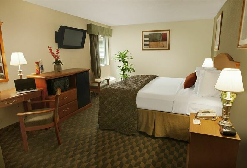 Hotel Econo Lodge Choice S I 95 Savannah Gateway 24 Hour Fitness Center On Site Guest Laundry On Site Perk