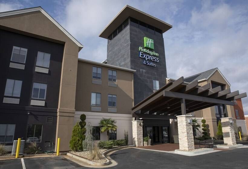 فندق Holiday Inn Express & Suites Locust Grove By Ihg