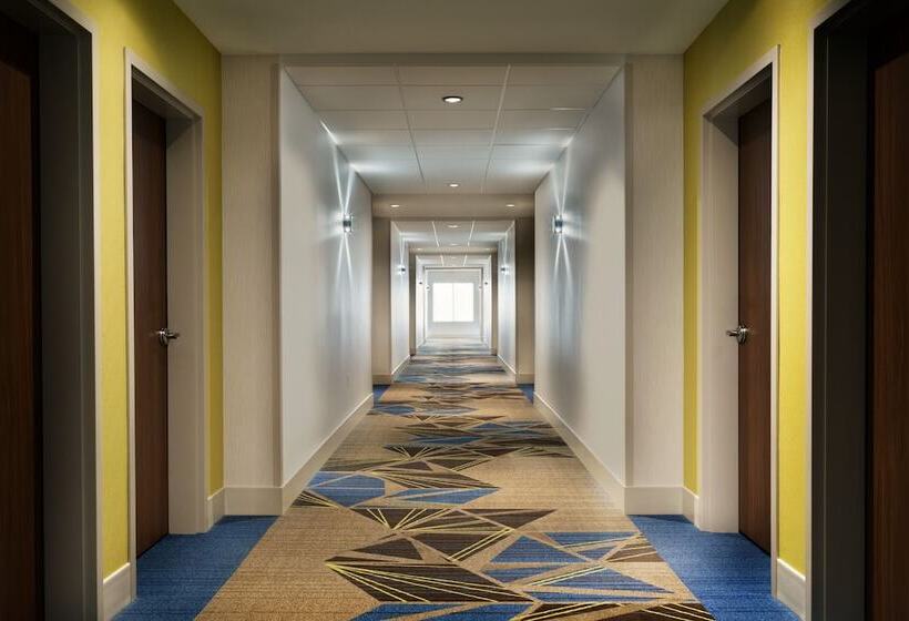 فندق Holiday Inn Express & Suites Locust Grove By Ihg
