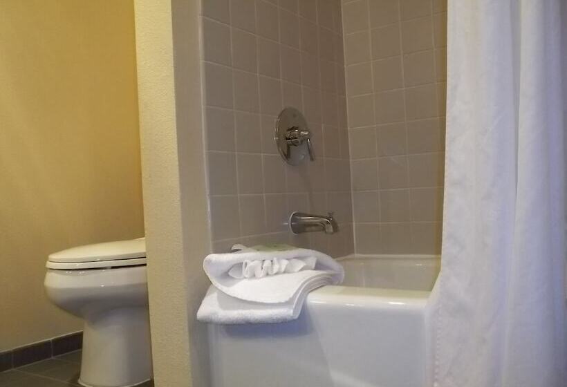 Inn At Port Gardner Everett Waterfront, Ascend Hotel Collection