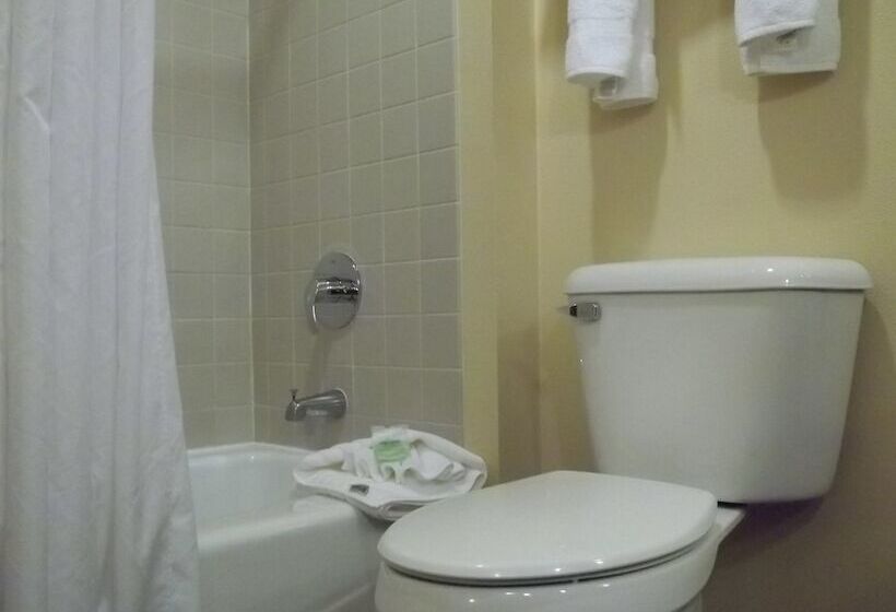 Inn At Port Gardner Everett Waterfront, Ascend Hotel Collection