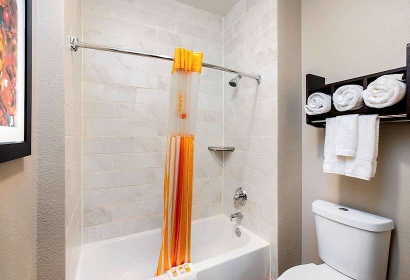 Отель La Quinta Inn By Wyndham Livermore