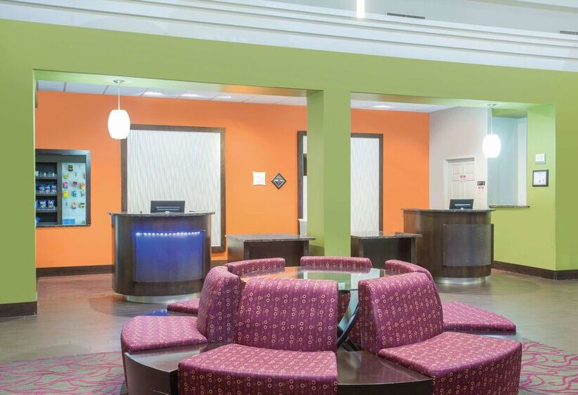 هتل La Quinta By Wyndham Conference Center Prescott