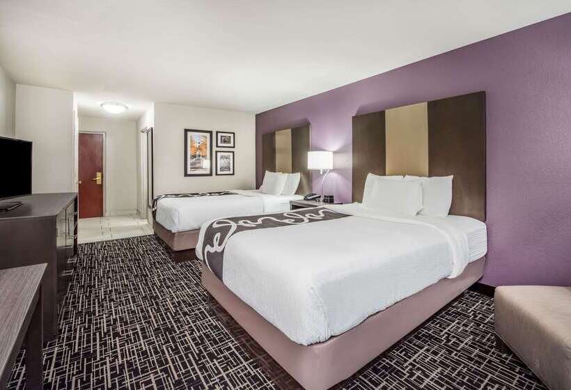 호텔 La Quinta Inn & Suites By Wyndham Fairborn Wright Patterson