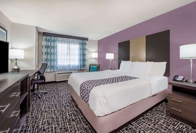 호텔 La Quinta Inn & Suites By Wyndham Fairborn Wright Patterson