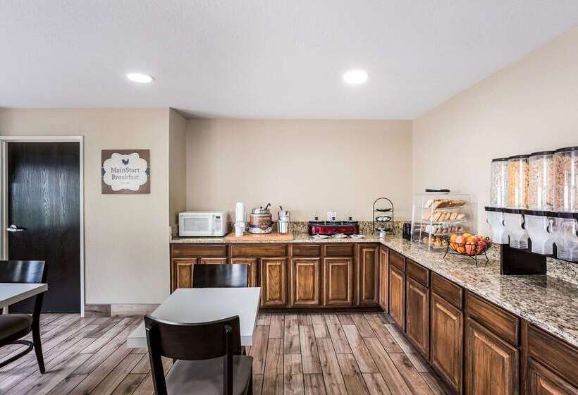 هتل Mainstay Suites Cedar Rapids North  Marion