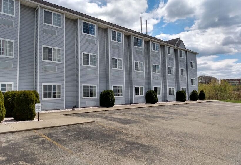 호텔 Sleep Inn & Suites Clarion, Pa Near I 80