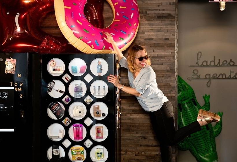 בית מלון כפרי Moxy New Orleans Downtown/french Quarter Area