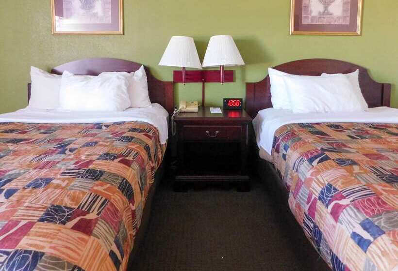 ホテル Quality Inn & Suites Thomasville