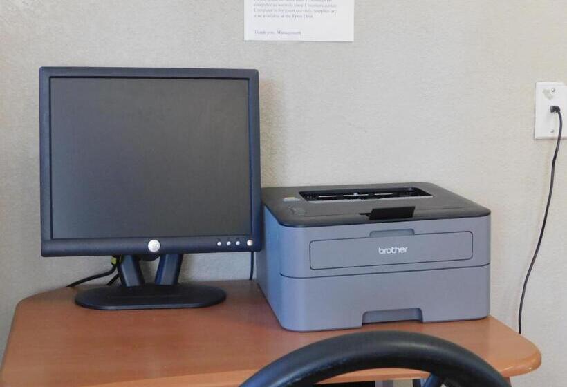 ホテル Quality Inn & Suites Thomasville