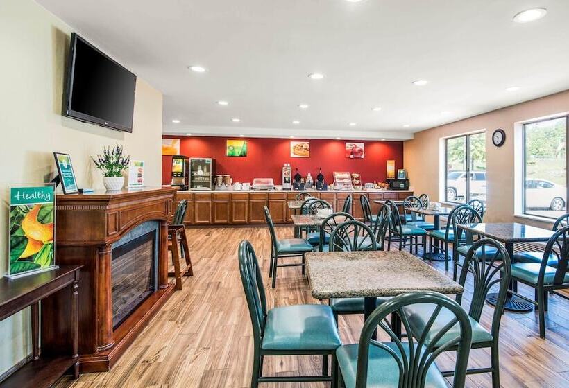 Отель Quality Inn Loudon Concord