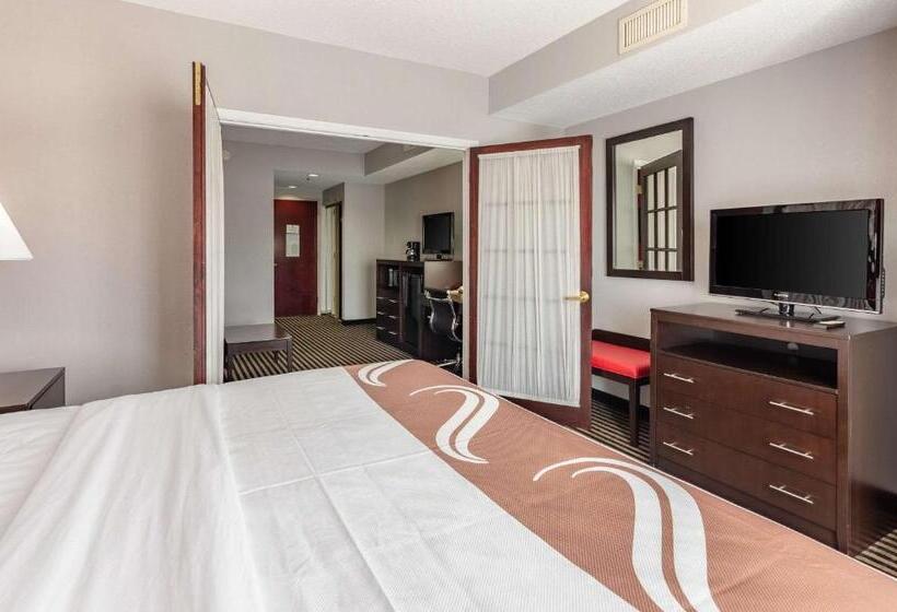 فندق Quality Inn & Suites