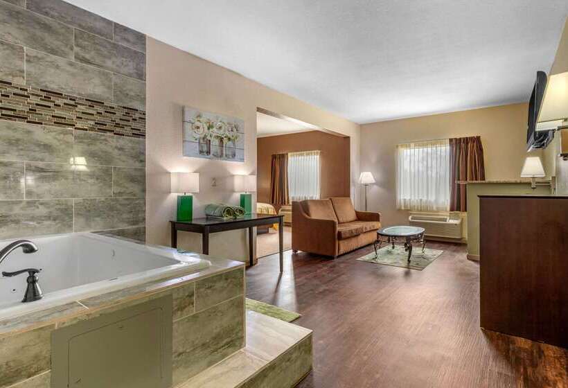 فندق Quality Inn West Memphis I40