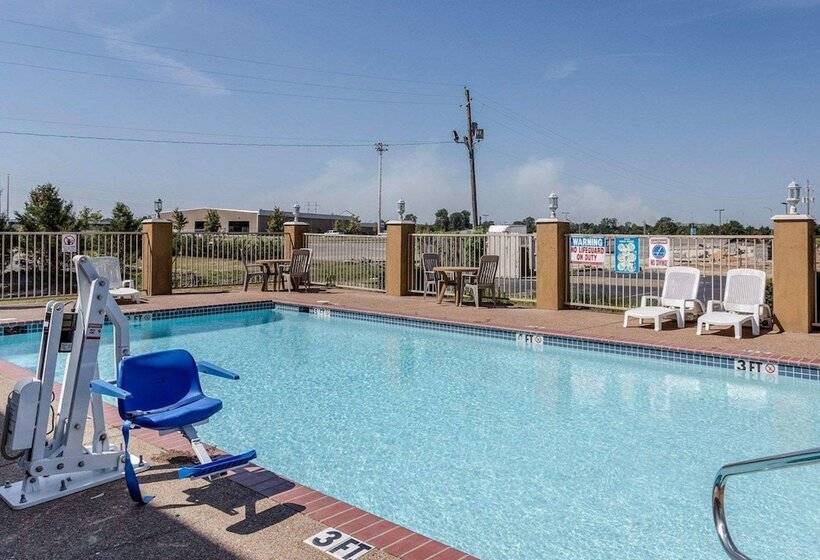 فندق Quality Inn West Memphis I40