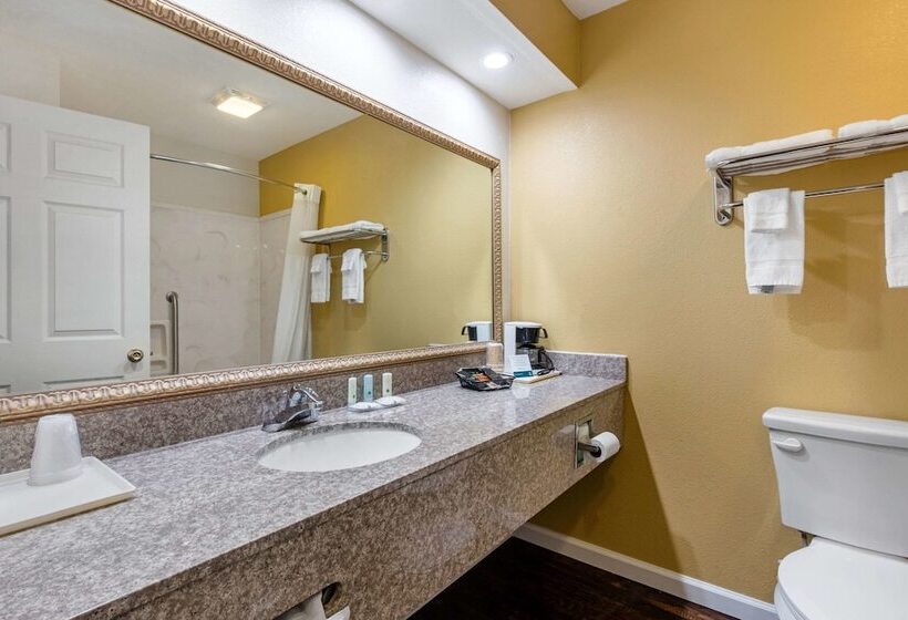 فندق Quality Inn West Memphis I40