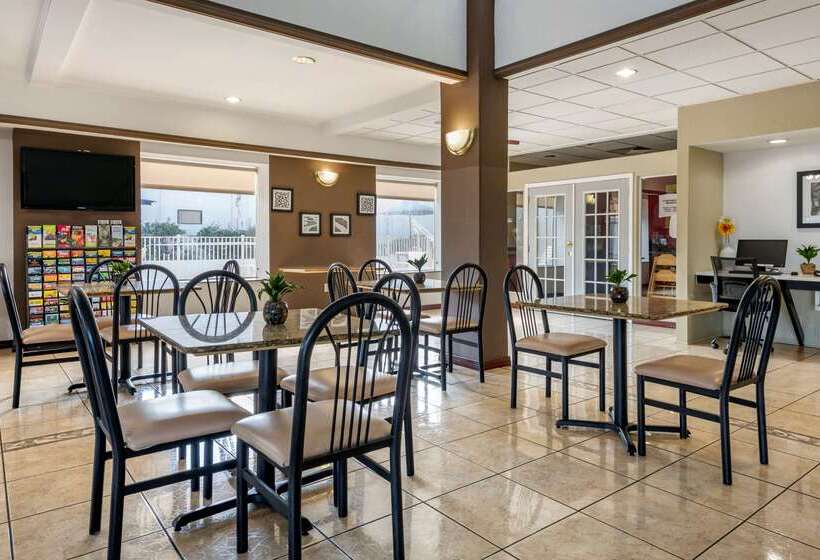 فندق Quality Inn Zephyrhillsdade City