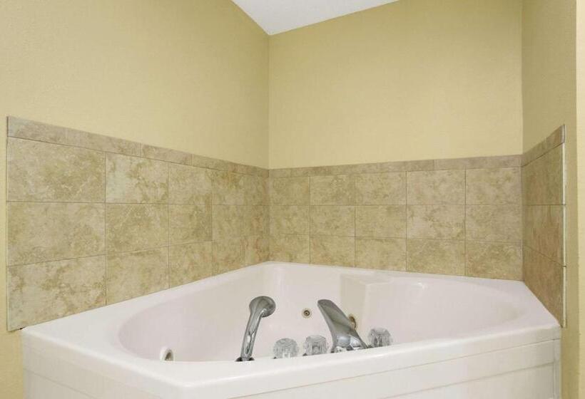 هتل Ramada Limited Columbia