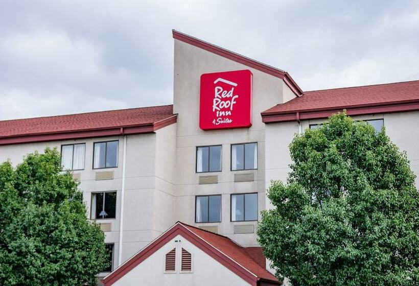 בית מלון כפרי Red Roof Inn & Suites Indianapolis Airport
